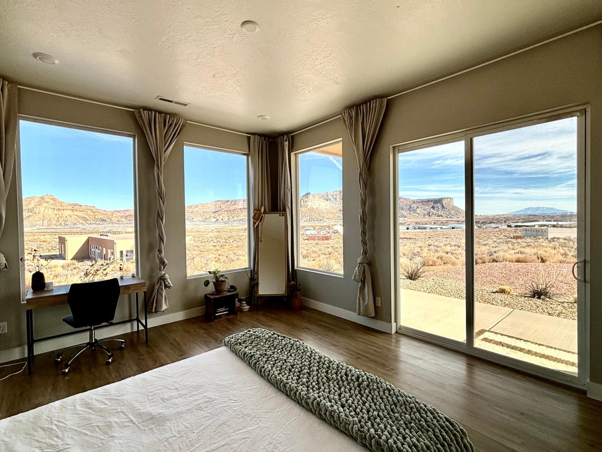 Calming Canyon Sanctuary With Grand Mesa Views ビッグ・ウォーター エクステリア 写真